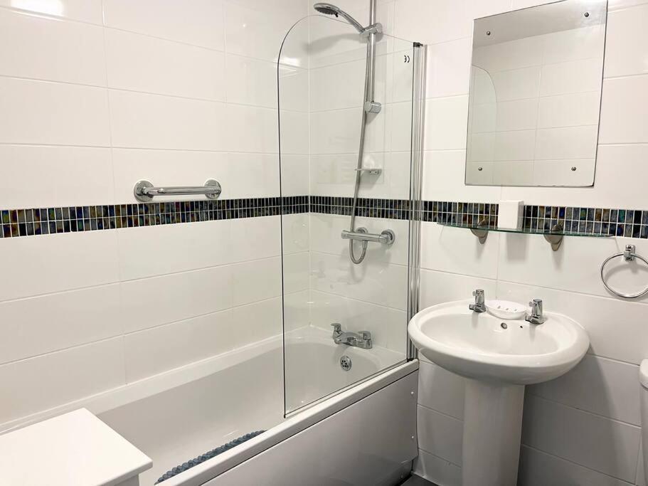 4 Porth Gwel, Sea View & Parking Apartment Falmouth