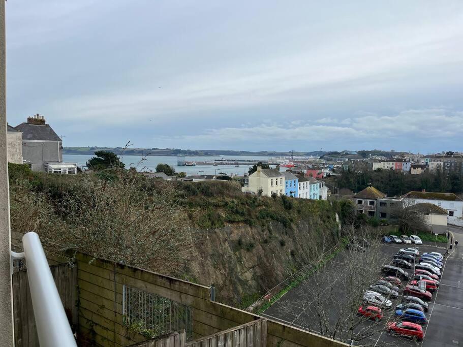 4 Porth Gwel, Sea View & Parking