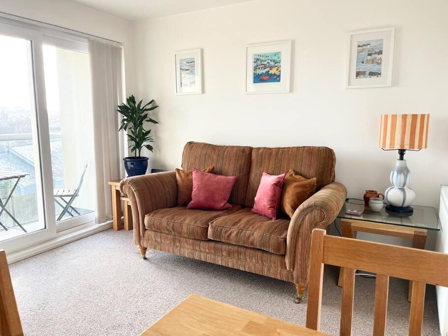 4 Porth Gwel, Sea View & Parking * Falmouth