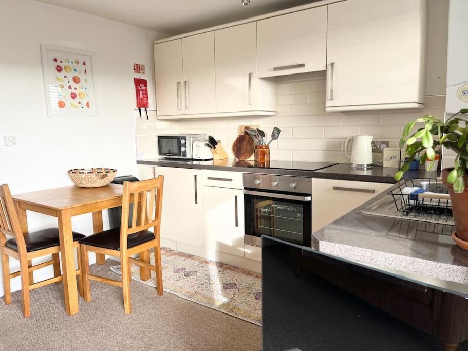 4 Porth Gwel, Sea View & Parking Falmouth